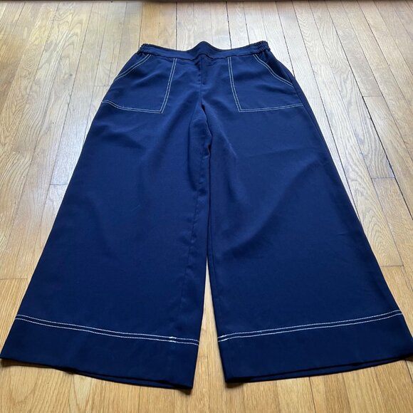 Trina Turk Size L Navy Blue w White Stitching Just Arrived Wide Leg Crop Pants - Picture 8 of 15